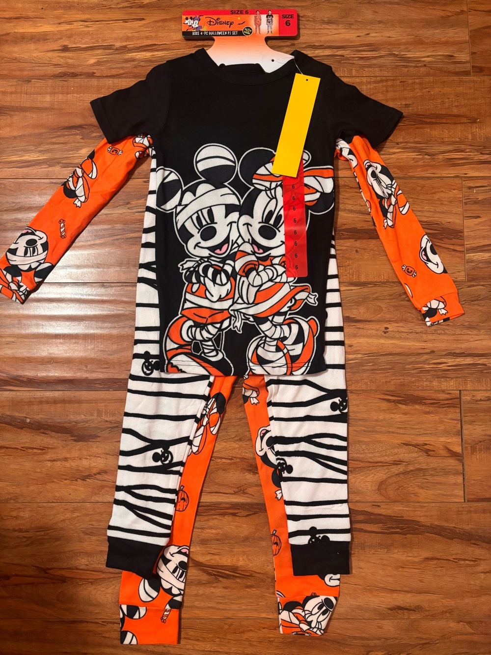 Disney Kids Halloween Mickey and Minnie 4 Piece Pajama set